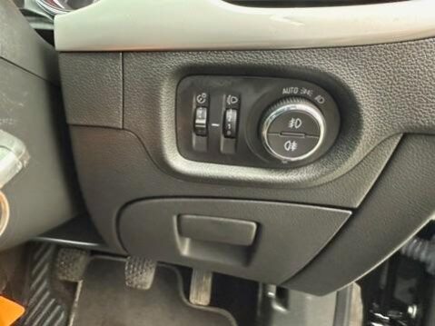 Vauxhall Astra 1.2 Turbo SRi VX Line Nav Euro 6 (s/s) 5dr 18