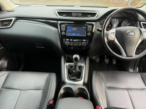 Nissan Qashqai 1.6 dCi Tekna 4WD Euro 6 (s/s) 5dr 10