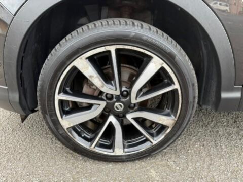 Nissan Qashqai 1.6 dCi Tekna 4WD Euro 6 (s/s) 5dr 24