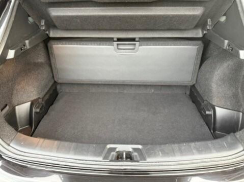 Nissan Qashqai 1.6 dCi Tekna 4WD Euro 6 (s/s) 5dr 31