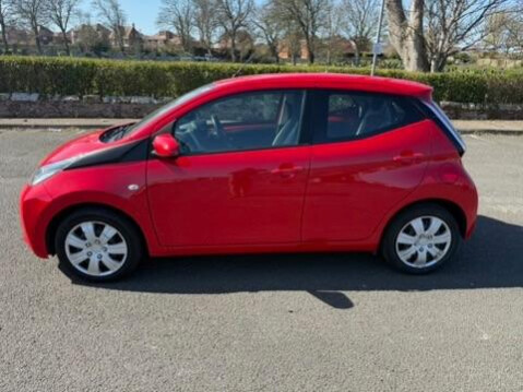 Toyota Aygo 1.0 VVT-i x-play Euro 6 5dr 5