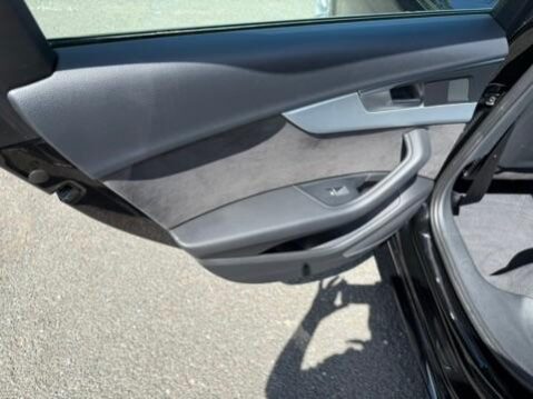 Audi A4 2.0 TFSI 35 S line Euro 6 (s/s) 5dr 22