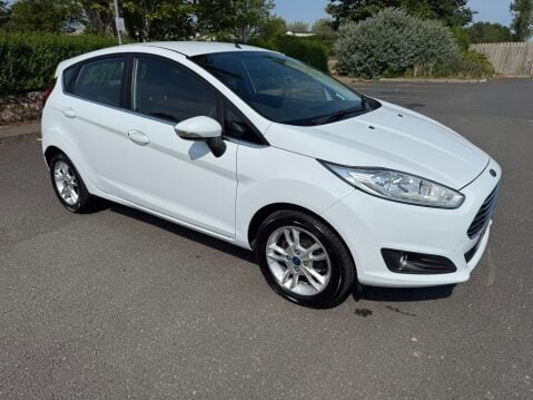 Ford Fiesta 1.25 Zetec Euro 6 5dr 1