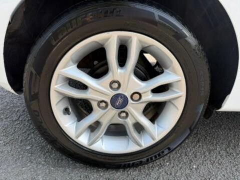 Ford Fiesta 1.25 Zetec Euro 6 5dr 25