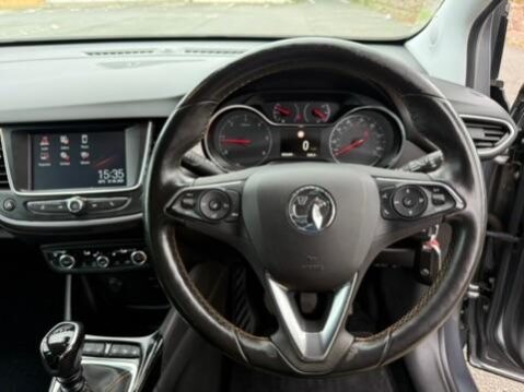 Vauxhall Crossland X 1.6 Turbo D Elite Euro 6 (s/s) 5dr 31