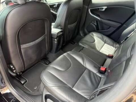 Volvo V40 1.5 T3 R-Design Edition Auto Euro 6 (s/s) 5dr 16