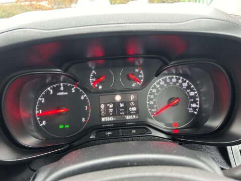 Vauxhall Combo 1.5 Combo 2300 Edition S/S Auto 8