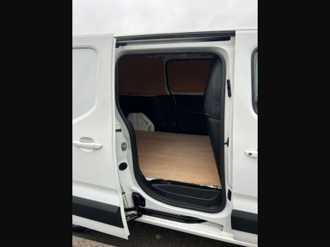 Vauxhall Combo 1.5 Combo 2300 Edition S/S Auto 9