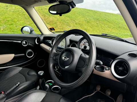 Mini Hatch 1.6 Cooper Baker Street 3dr 8