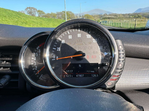 Mini Hatch 1.5 Cooper 3dr 20