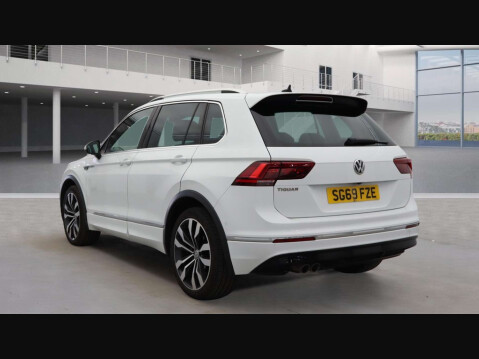 Volkswagen Tiguan 2.0 TDi 150 R LINE 5dr 3