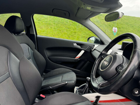 Audi A1 1.6 A1 Competition Edition Line TDI 3dr 6