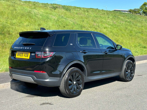 Land Rover Discovery Sport 2.0 Discovery Sport SE D Auto 4WD 5dr 7