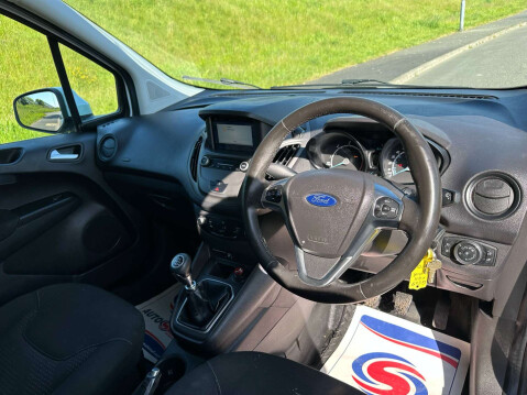 Ford Transit Courier 1.5 Transit Courier Limited TDCi 9