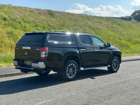 Mitsubishi L200 2.3 L200 Warrior DI-D 4WD 6