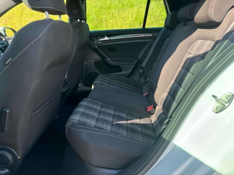 Volkswagen Golf 2.0 Golf GTD 5dr 14