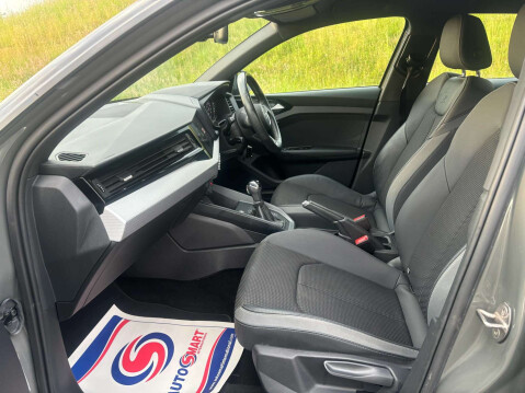 Audi A1 1.0 A1 Sportback 25 TFSI S Line Semi-Auto 5dr 10