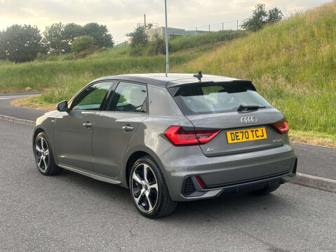 Audi A1 1.0 A1 Sportback 25 TFSI S Line Semi-Auto 5dr 4