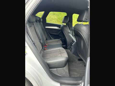 Audi Q5 2.0 Q5 S Line 40 TDI Quattro Semi-Auto 4WD 5dr 6