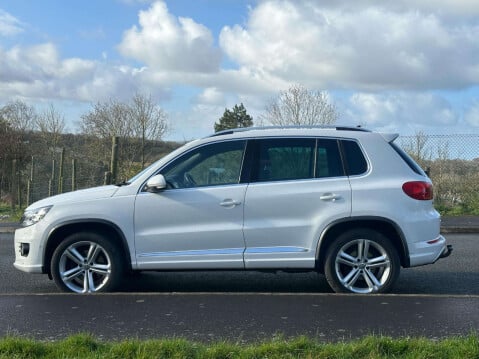Volkswagen Tiguan 2.0 Tiguan R-Line TDI BlueMotion Technology 4Motion 4WD 5dr 8