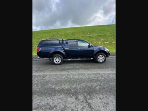 Mitsubishi L200 2.5 L200 Barbarian LWB Double Cab DI-D 4x4 Auto 4WD 5dr 4