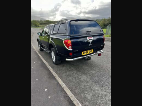 Mitsubishi L200 2.5 L200 Barbarian LWB Double Cab DI-D 4x4 Auto 4WD 5dr 5