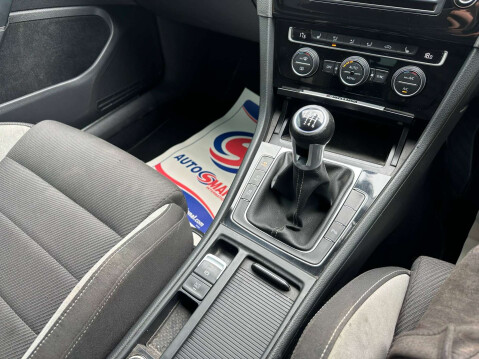 Volkswagen Golf 2.0 Golf R 4WD 5dr 10