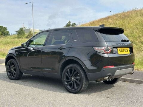 Land Rover Discovery Sport 2.0 Discovery Sport Black HSE TD4 Auto 4WD 5dr 5