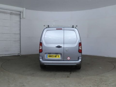 Vauxhall Combo 1.6 Combo 2300 Sportive S/S 5