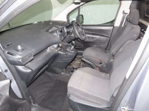 Vauxhall Combo 1.6 Combo 2300 Sportive S/S 10
