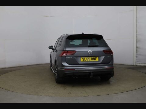 Volkswagen Tiguan 2.0 Tiguan R-Line Tech TDI Semi-Auto 5dr 4