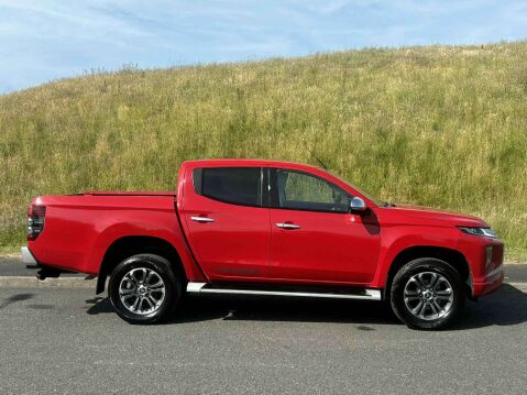 Mitsubishi L200 2.3 L200 Warrior DI-D 4WD 5