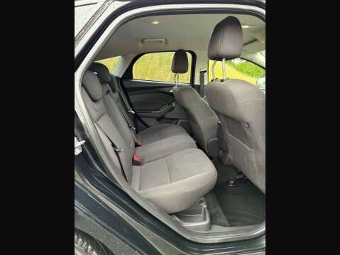 Ford Focus 1.0 Focus Titanium Navigator T 5dr 9