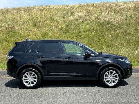 Land Rover Discovery Sport 2.0 Discovery Sport SE Tech TD4 Auto 4WD 5dr 7
