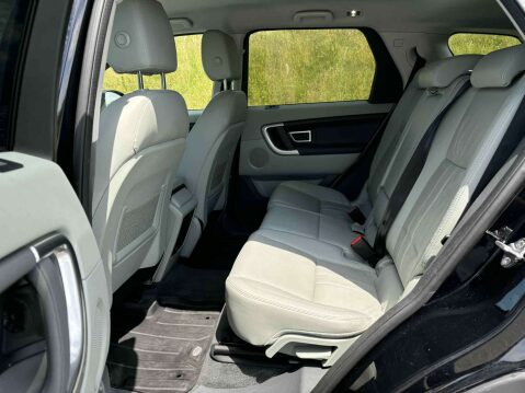 Land Rover Discovery Sport 2.0 Discovery Sport SE Tech TD4 Auto 4WD 5dr 11