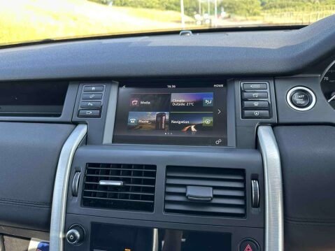 Land Rover Discovery Sport 2.0 Discovery Sport HSE TD4 Auto 4WD 5dr 17