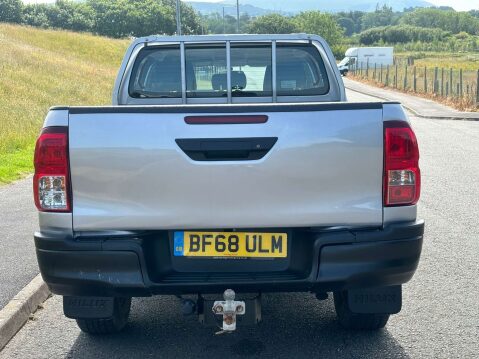 Toyota Hilux 2.4 HI-Luxury Active D-4D 4WD Double Cab 4WD 5dr 6