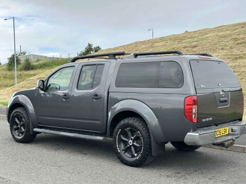 Nissan Navara 2.5 Navara Tekna dCi 4WD 5dr 6