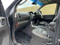 Nissan Navara 2.5 Navara Tekna dCi 4WD 5dr 8