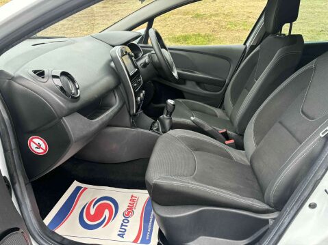 Renault Clio 1.5 Clio Iconic dCi 5dr 9