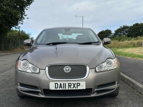 Jaguar XF 3.0 XF Luxury V6 Auto 4dr 2