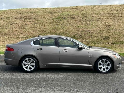 Jaguar XF 3.0 XF Luxury V6 Auto 4dr 7