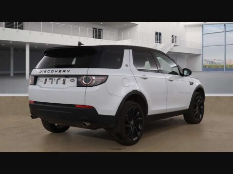 Land Rover Discovery Sport 2.0 Discovery Sport Black HSE TD4 Auto 4WD 5dr 4
