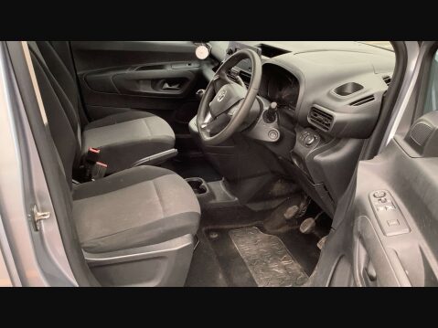 Vauxhall Combo 1.5 Combo 2300 Edition S/S 8