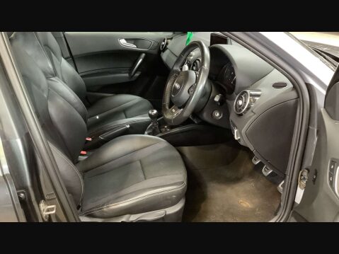 Audi A1 1.6 A1 Sportback TDI S Line 5dr 8