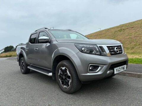 Nissan Navara 2.3 Navara Tekna dCi 4WD 5dr 1