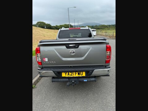 Nissan Navara 2.3 Navara Tekna dCi 4WD 5dr 3