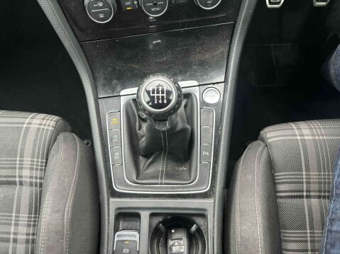 Volkswagen Golf 2.0 Golf GTD 5dr 9