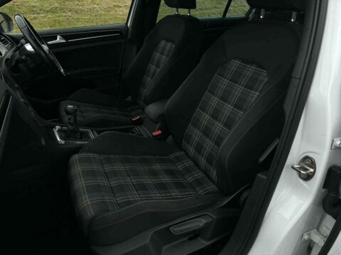 Volkswagen Golf 2.0 Golf GTD 5dr 14