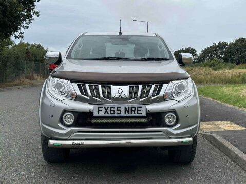 Mitsubishi L200 2.4 L200 Barbarian Double Cab DI-D 4WD 5dr 2